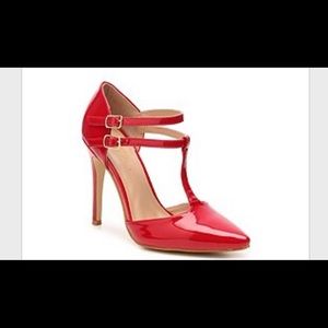 WOMEN RED PUMP- SIZE 11